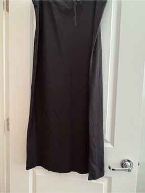 Barefoot Dreams (Malibu Collection) Black Midi Skirt - Sleek Straight Silhouette